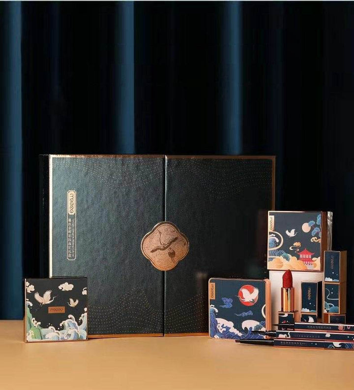 Chinoiserie Eyeshadow Carved Lipstick Set Makeup Set - ZEYTONCART