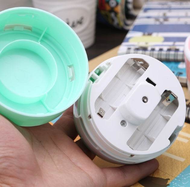 Mini vacuum cleaner cartoon home office car vacuum cleaner desktop dust removal - ZEYTONCART