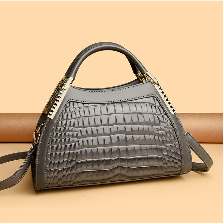 Fashion New Women's Large-capacity Retro Handbag - ZEYTONCART