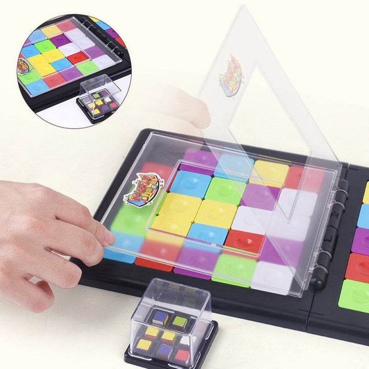 Play against colored cubes - ZEYTONCART