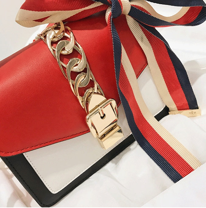 Fashion chain lock bag - ZEYTONCART