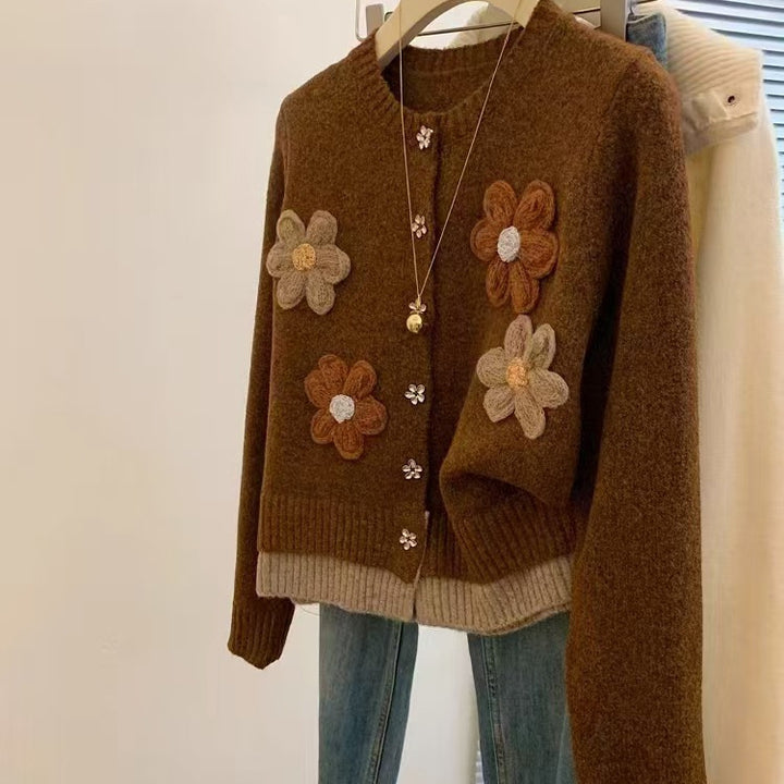 Korean Style Flower Loose Sweater Women's Autumn And Winter Lazy Embroidery - ZEYTONCART