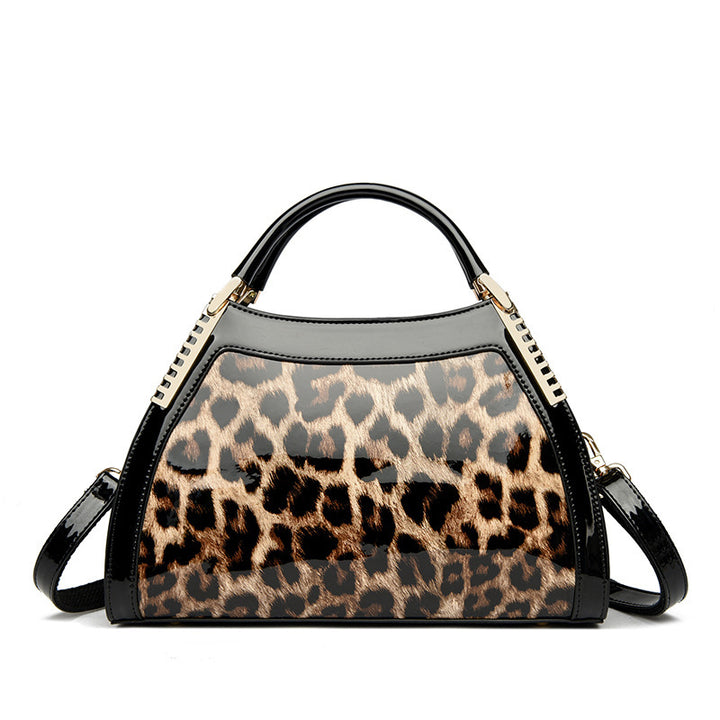 Fashion New Women's Large-capacity Retro Handbag - ZEYTONCART