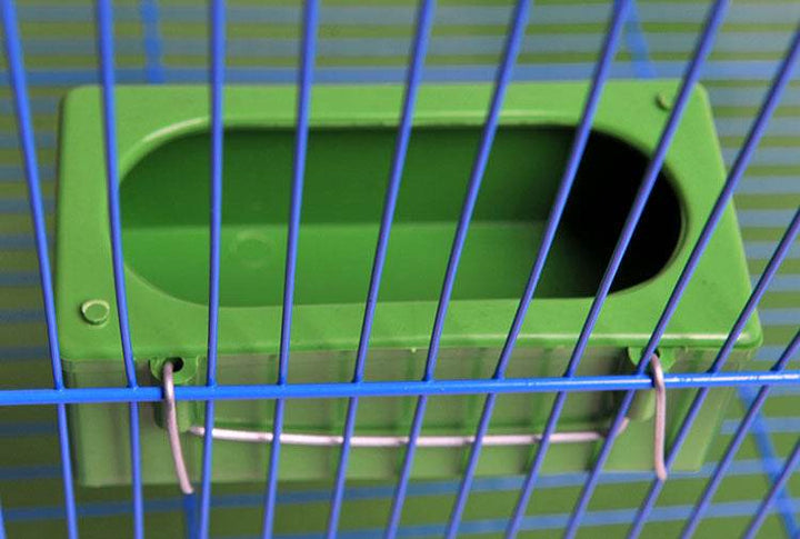 Splash-proof Hanging Bird Food Container - ZEYTONCART