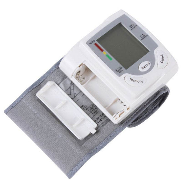 Wrist Blood Pressure Monitor, Fully Automatic Blood Pressure Measuring Device, Electronic Blood Pressure Monitor, Blood Pressure Measuring Device For Elderly People To Measure Hypertension - ZEYTONCART