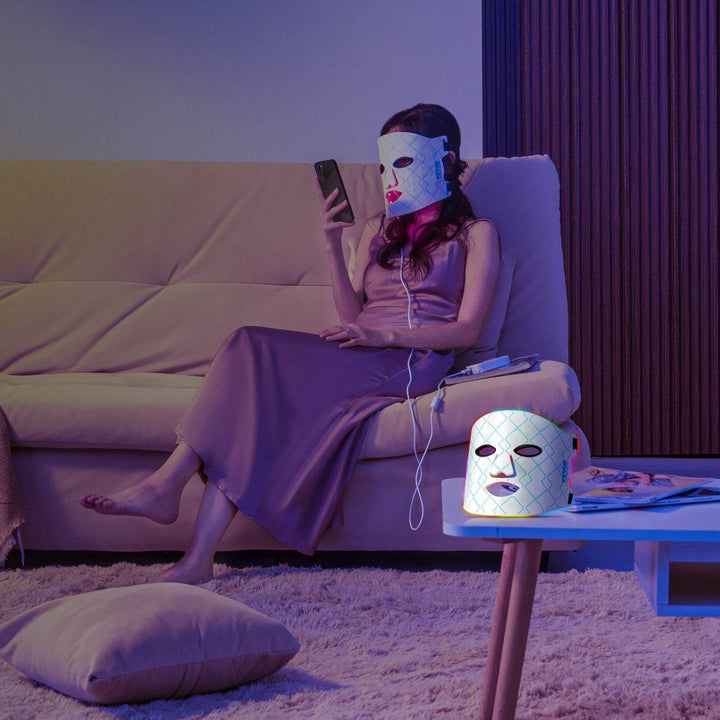 VEVOR Red Light Therapy Mask 7-Color LED Face Mask Light Therapy With 850nm NIR - ZEYTONCART